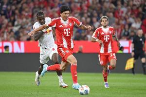 法爾克：金玟哉相信自己能爭奪首發(fā)，一月份他離開拜仁可能性很小