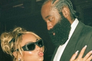 哈登談女友：我一開始就不斷給她打電話 我非常愛她 我墜入愛河了