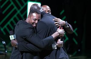 皮爾斯談雷-阿倫去熱火：LBJ是我們的宿敵 你怎么能去加入他們呢