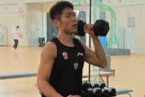 浙江男籃曬訓(xùn)練視頻：全力備戰(zhàn)全運會 又是健身房強度拉滿的一天