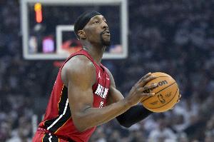 難阻失利！阿德巴約17投9中得到23分8板4助2斷1帽