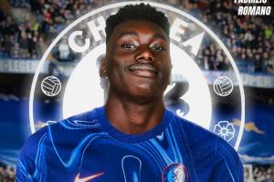 原本已去藍(lán)軍體檢！21歲阿格霍瓦10分鐘戴帽，黑店頭牌身價(jià)5000萬