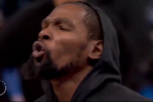 倒反天罡反客為主??！杜蘭特賽前嘟嘴狂噓現(xiàn)場雷霆球迷