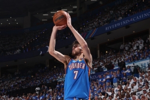 全靠我撐?。』裟犯駛惏雸?中7&罰球4中4拿到18分 另有4籃板