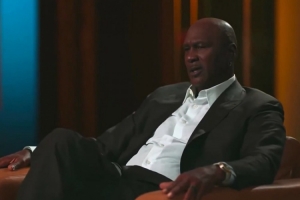 喬丹解說(shuō)！米切爾發(fā)推：又能看到喬丹上電視了 風(fēng)采依舊！