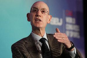 名記：羅齊爾上賽季“因傷報(bào)銷”是聯(lián)盟安排的 聯(lián)盟知道他賭球