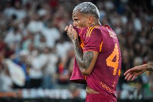 韋斯利：羅馬必須在比賽取得好的開局，我踢左路或右路由主帥決定