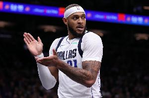 右腳踝扭傷！基德：明天主場迎戰(zhàn)奇才 加福德出戰(zhàn)成疑