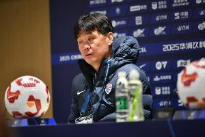 李霄鵬為國安辯護：我也經常在主場被喊下課 球迷應該保持寬容