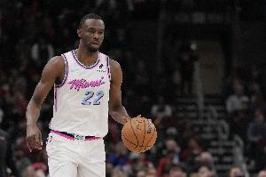 你快醒醒呀！維金斯僅出手4次拿4分2板1助1帽 出現(xiàn)3失誤