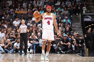 板凳匪徒！穆迪22分鐘10中6貢獻(xiàn)20分 三分7中5