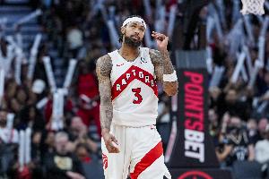 狀態(tài)火熱！英格拉姆半場9中7&三分3中2拿到18分&填滿數(shù)據(jù)欄