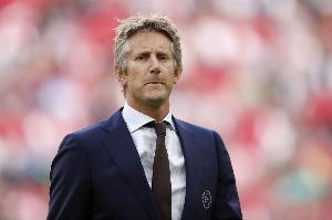 滬媒：蔣光太參與海港賽前合練 范德薩明晚將揭曉海港吉祥物