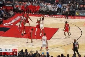 今天要爆？小賈巴里翻身高難度后仰中投再進(jìn) 包攬開(kāi)局前7分！