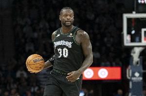 蘭德?tīng)枺何覀兊姆朗剡€不算出色 教練的計(jì)劃沒(méi)問(wèn)題關(guān)鍵在于執(zhí)行力