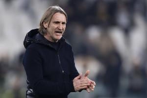 克雷莫內(nèi)塞主帥：下半場(chǎng)我們的表現(xiàn)很出色，必須注意合理分配體能