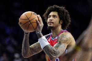 納斯：烏布雷沒事 他被允許重返球場(chǎng)&但比分表明沒必要了