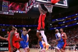 太炸裂了！阿門罰球不進自己沖搶前場籃板 接申京傳球空接背扣