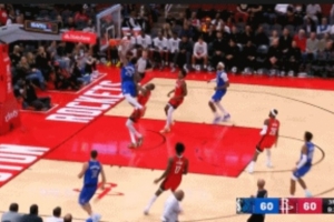 霸王硬上弓！PJ-華盛頓反擊一條龍 無(wú)視杜蘭特防守單手怒扣