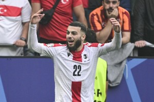 球員集錦：格魯吉亞邊路突擊手！米卡烏塔澤具備精湛的盤帶+射術(shù)