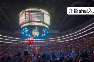 快船現(xiàn)在后悔了嗎？此前亞歷山大出場(chǎng)受到快船球迷的歡呼！