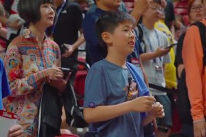 走到哪都是主場(chǎng)！拉斯維加斯大批中國(guó)球迷前來(lái)支持楊瀚森