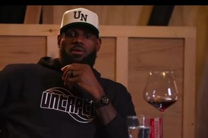 詹姆斯此前：大家都為波什犧牲鳴不平 但你們問過他嗎 他是自愿的