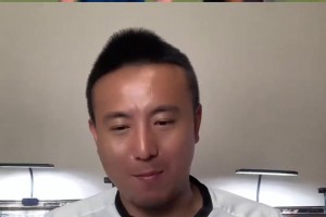 毛劍卿：帕爾默現(xiàn)在正向超巨的路發(fā)展，他很渴望比賽