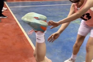 不懂就問：和女生打野球可不可以上對抗呢??????