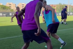 隊友都耍！亞馬爾油炸丸子過掉萊萬和加維，萊萬忍不了了??