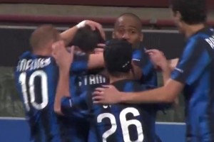 經(jīng)典回顧：年輕的諾伊爾“助攻”斯坦科維奇破門