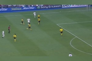 7萬(wàn)多球迷目睹！02年大羅皇馬首秀替補(bǔ)上場(chǎng)59秒破門！