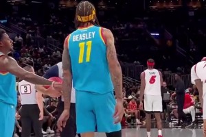 王楚淇評(píng)韋世豪：我要會(huì)干那個(gè)球迷，帶粗俗語(yǔ)言指名罵姓真不好