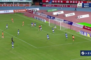 頭槌破門！南京隊(duì)請(qǐng)神克洛澤