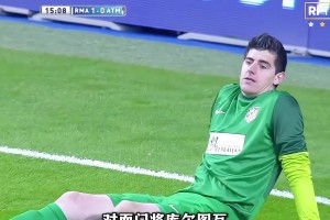 當(dāng)諾伊爾連續(xù)撲出C羅和卡卡的點(diǎn)球后??拉莫斯都踢飛了......