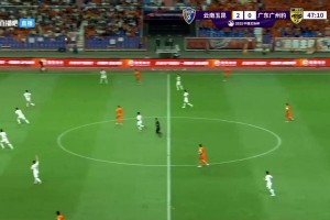 奧斯卡梅開二度??！云南玉昆3-0領(lǐng)先廣州豹