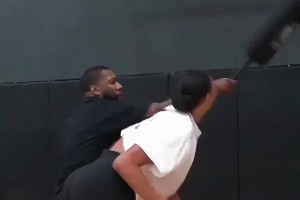 參演電視劇《凡人修仙傳》！女主播金佳悅這身古裝裝扮如何？??