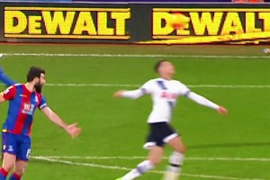 曾經(jīng)的大英帝星阿里是那么閃耀！英超官方：當(dāng)進(jìn)球成為藝術(shù)