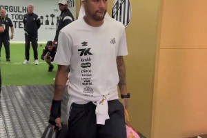 內馬爾也是自帶BGM的男人??