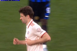 翻開相冊(cè)一看，這竟是穆勒拜仁生涯最后一粒歐冠進(jìn)球了......