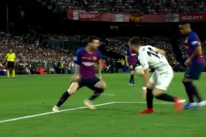 這就是2019年的梅西！每一個(gè)動(dòng)作都是藝術(shù)品??