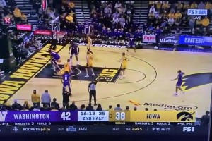 徐靜雨曾表示：小楊哥一年掙的比哈登、庫里都多，差不多20億