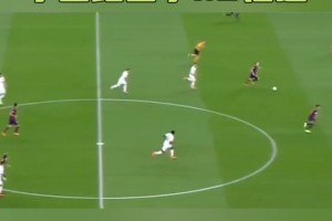 在0.5倍的鏡頭下！伊涅斯塔跑出了1.5倍速！