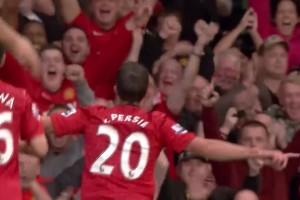 天生的終結(jié)者！范佩西曼聯(lián)英超首球！不停球?yàn)t灑凌空斬！