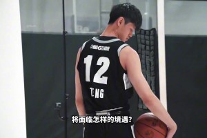 十位球員集體進(jìn)軍海外聯(lián)賽！中國籃球進(jìn)入留洋時(shí)代？