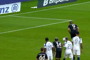 帕利尼亞放倒斯坦尼西奇送點(diǎn)！凱恩主罰點(diǎn)球放了高射炮！