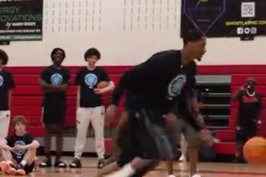 此前曾言不比河村差多少！回顧國際賽場徐杰河村的對位時刻！