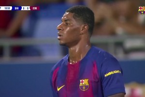 多好機(jī)會(huì)??！拉菲妙傳，點(diǎn)球點(diǎn)無(wú)人看防的拉什福德球沒(méi)停好??