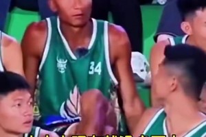 貴州字母哥最后3秒才被楊鳴叫上場，直言：這是侮辱人