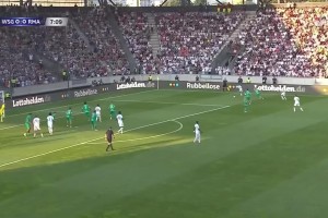 進(jìn)了就是世界波！居勒爾晃開防守起腳遠(yuǎn)射擊中橫梁